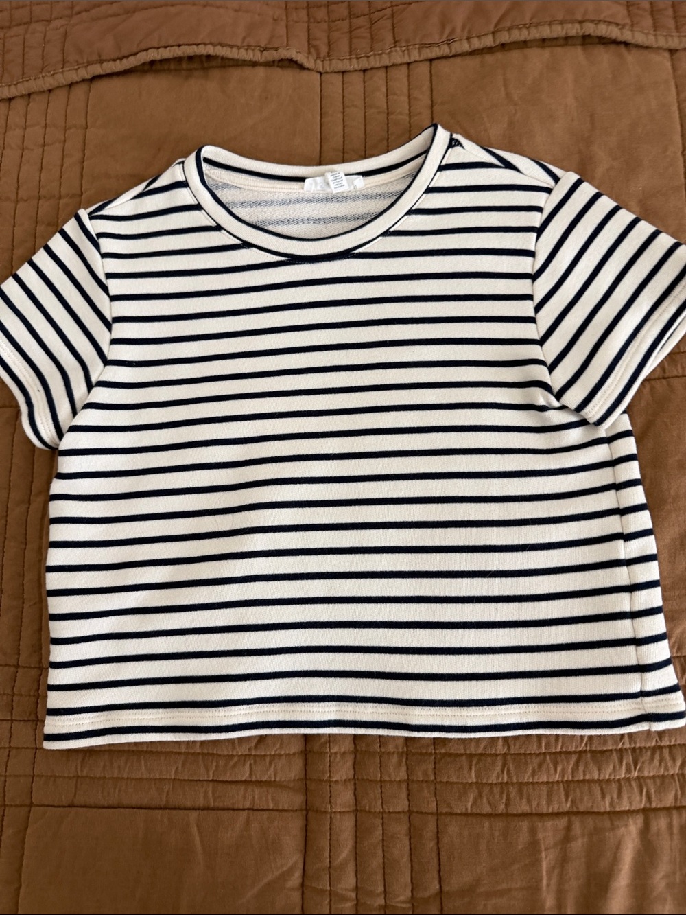 Women’s Splendid Navy Stripe Cropped Short Sleeve Tee - size XS